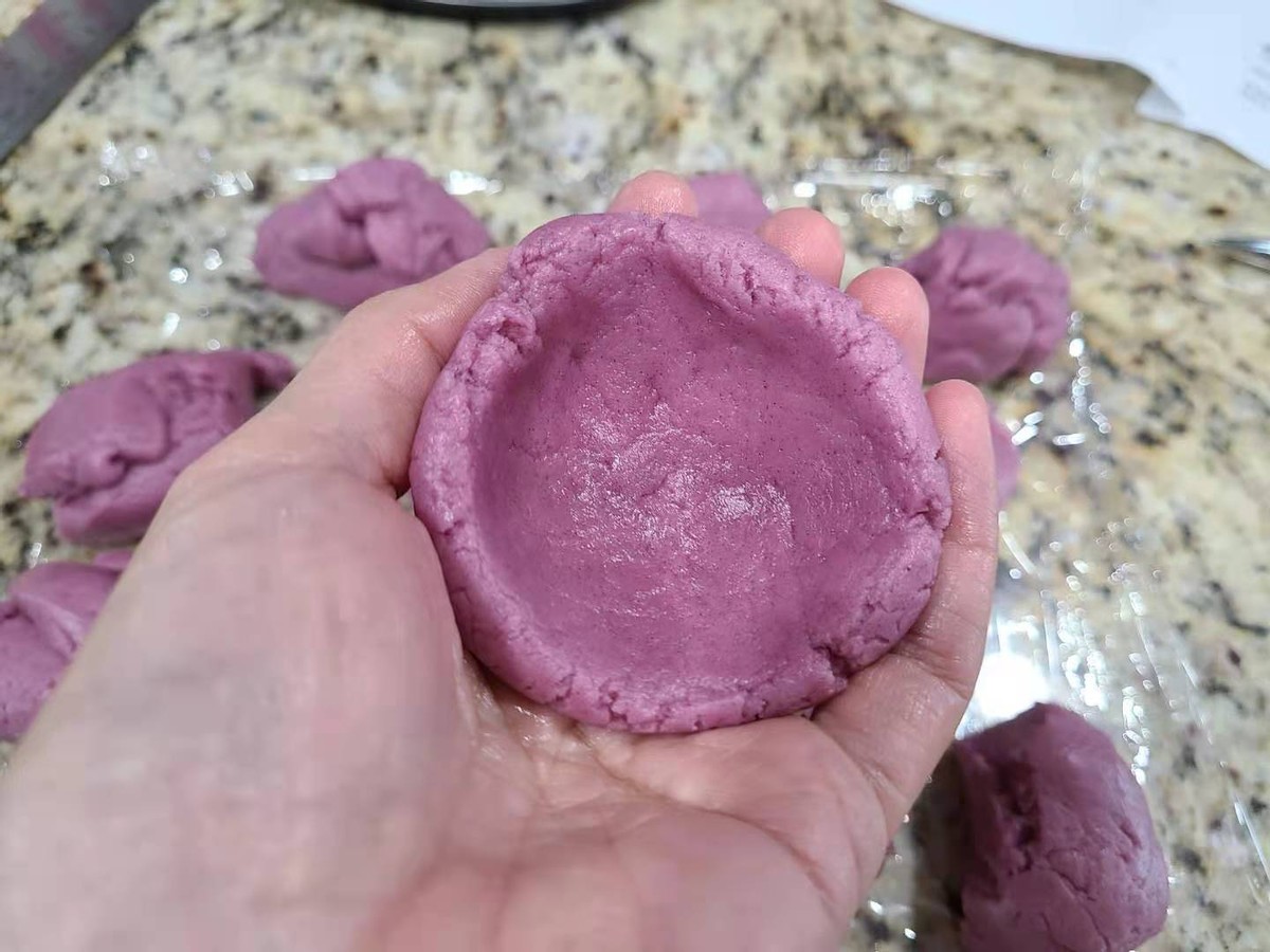 养胃吃它就对了！紫薯布丁蛋挞 一口三层内容 香甜又软糯 养颜还瘦身