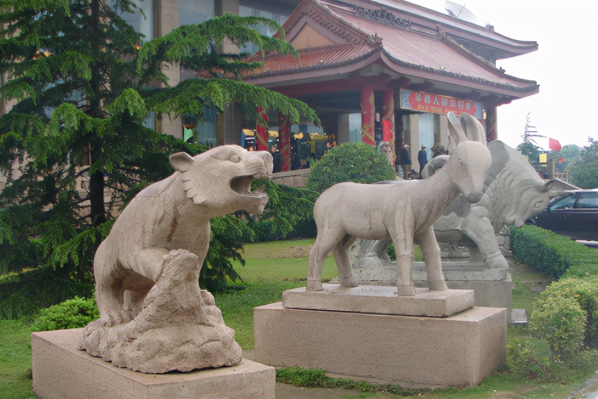 天下第一村——华西村，用几十年的时间，证明了什么叫做“道”