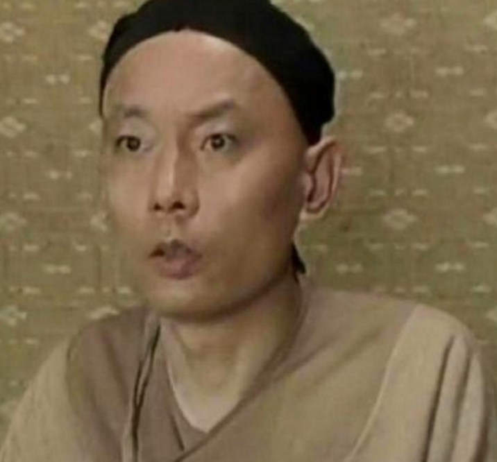 妻子长相平平，为何被葛优宠了36年？