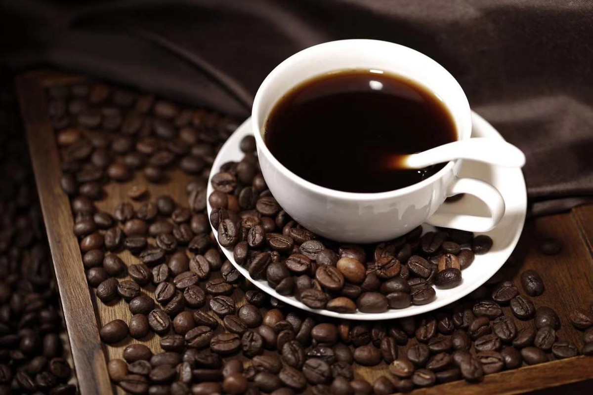偷偷告诉你：咖啡别只认“雀巢”，试试这3款，醇厚浓香又不贵