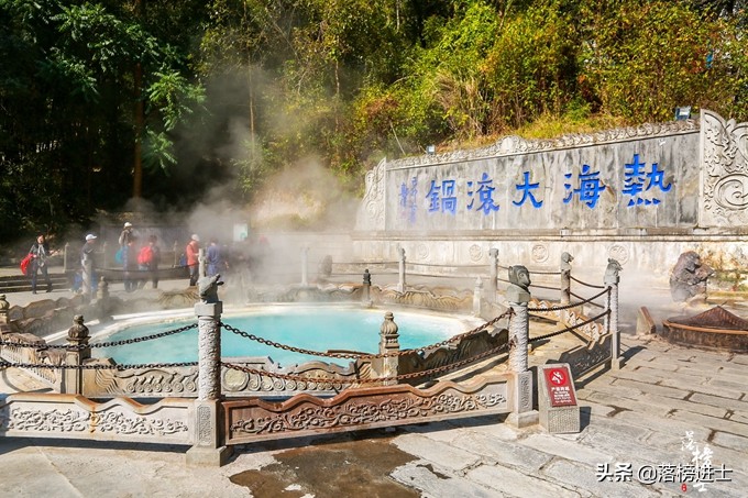 11月旅游值得推荐的八个地方，秋色绝美，如诗如画，千万别错过