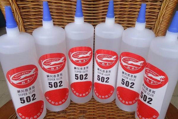 被诟病多年的502胶水，终于被“干掉”了！不粘手不发硬无白化