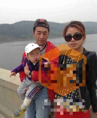 老戏骨郑晓宁近照曝光，曾被造谣婚内出轨，现59岁惹王丽云大赞帅