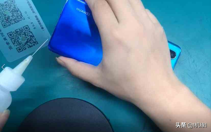 华为 P30 PRO 拆机图解流程 拆机不求人