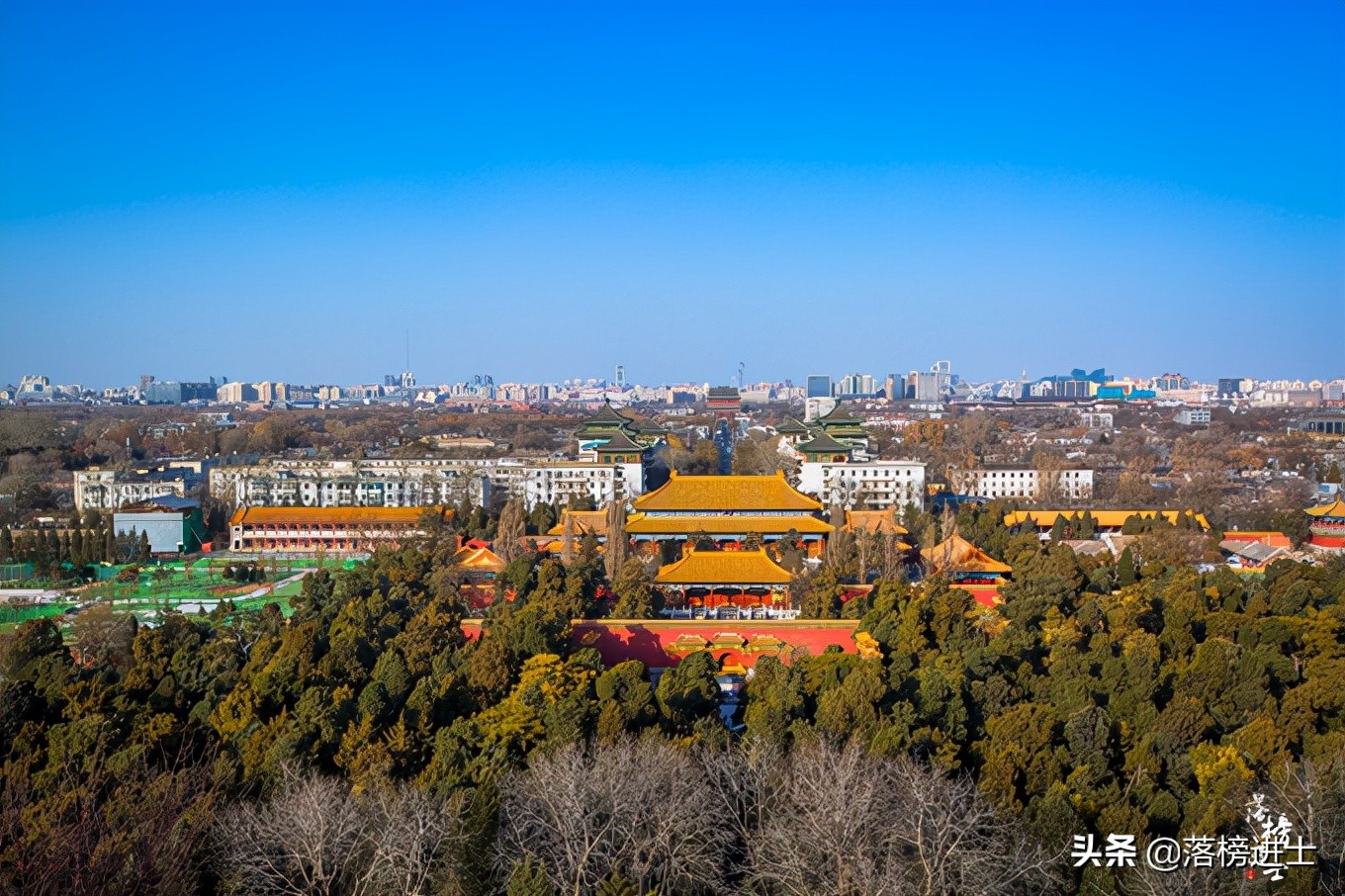 11月旅游值得推荐的八个地方，秋色绝美，如诗如画，千万别错过