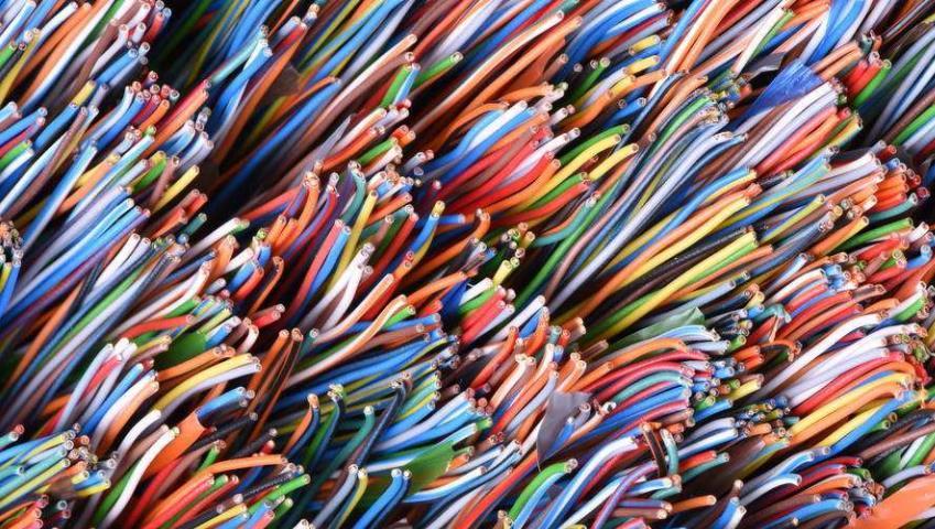 电线电缆TPE塑料(TPE材料在电线电缆中的应用)