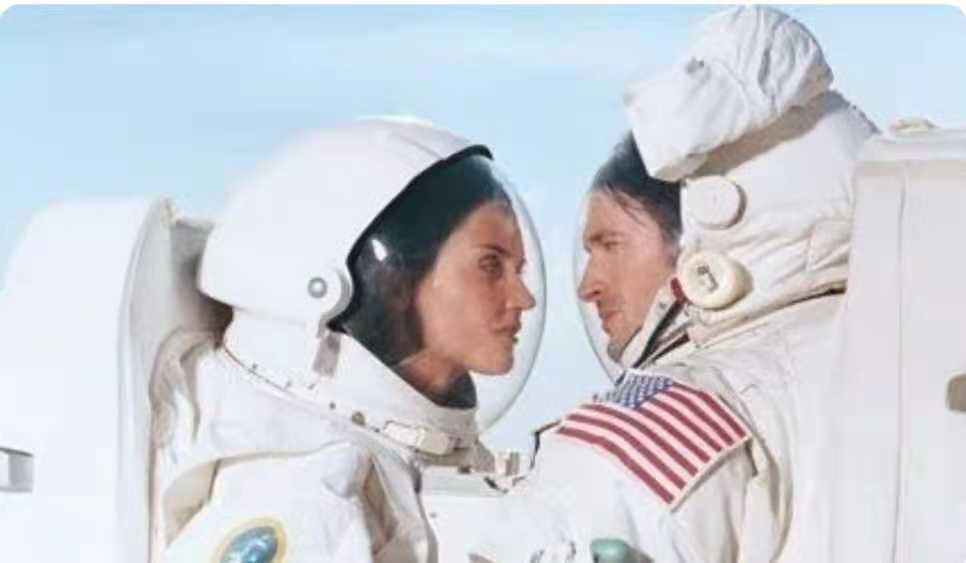 1992宇航员夫妻上天：是否发生“故事”？为何科学家也好奇答案？