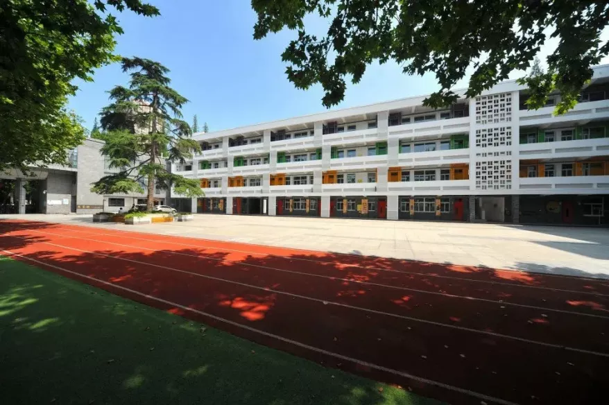 成贤街小学在南京排名怎么样（南京市成贤街小学好吗什么档次）