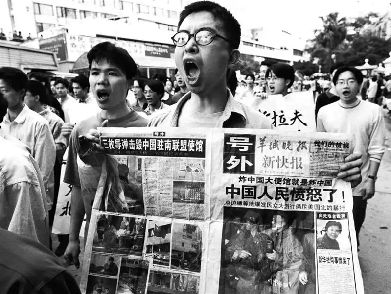 1999年北约轰炸中国驻南使馆，中美联合国“激战”，俄国力挺中国