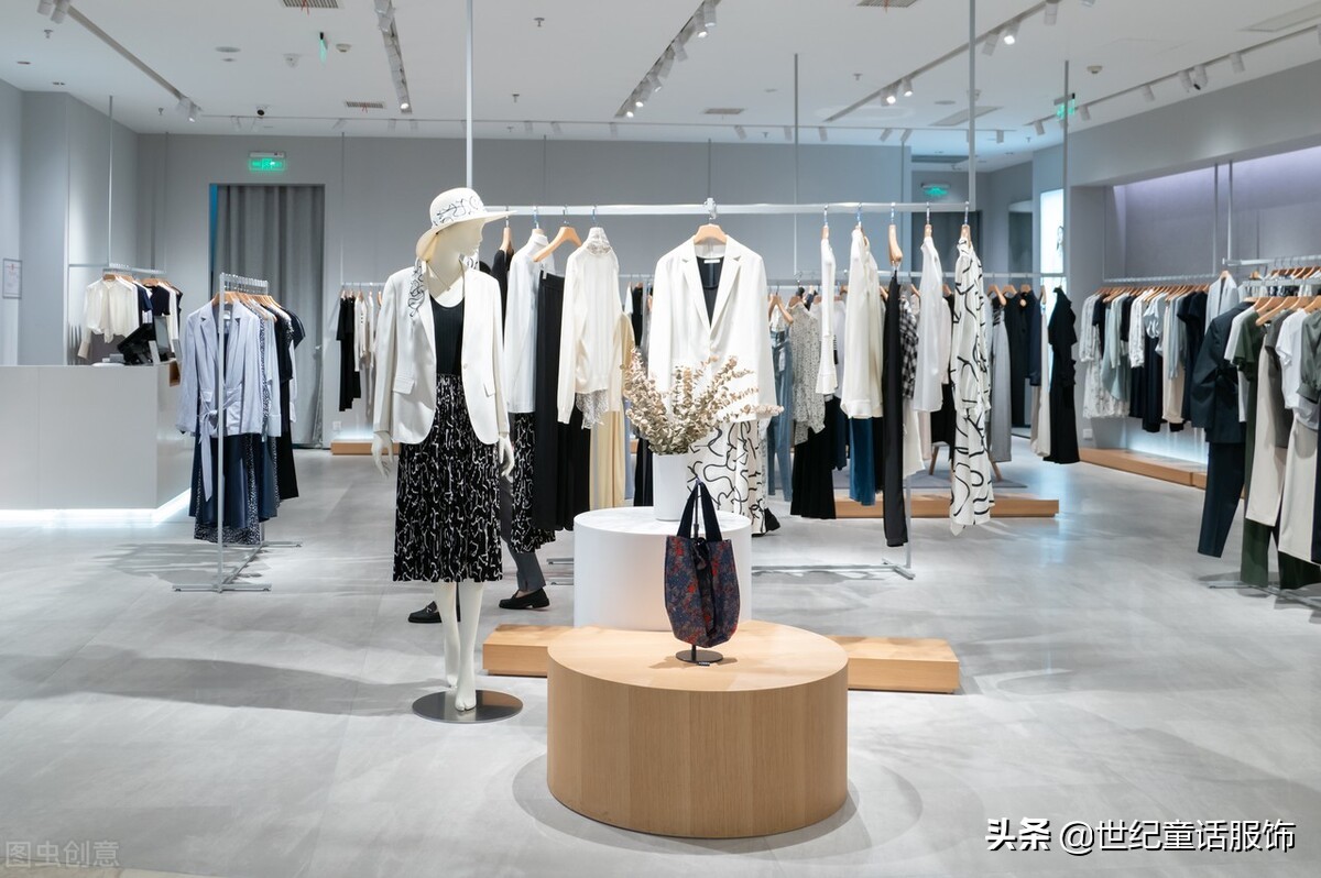 服装店如何陈列出高级感？这样做陈列，顾客看了只想买买买