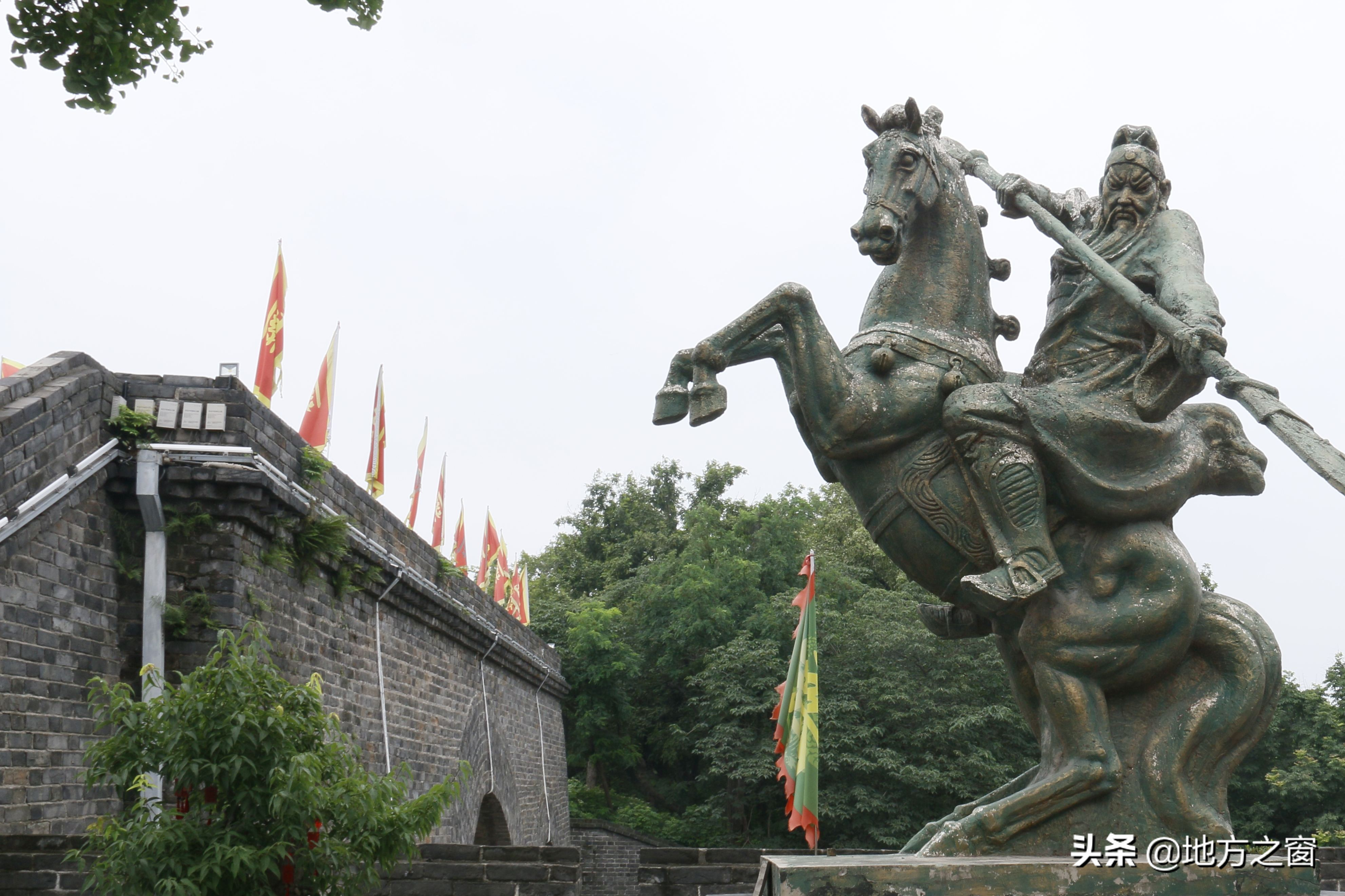 湖北是荆楚大地，为什么简称“鄂”？