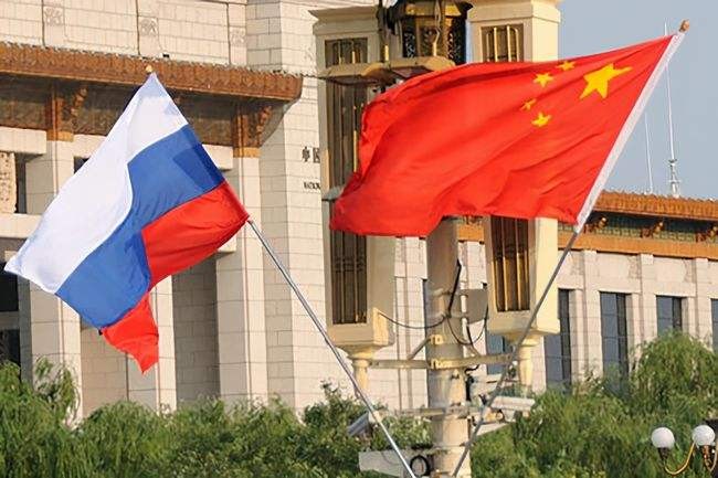 俄乌之争给中国出难题？中国外交保持中立可以吗？美国如何博弈？