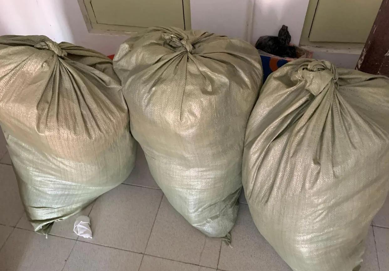 废旧衣服回收，如何达到月入过万？最靠谱的收购与销路怎么找