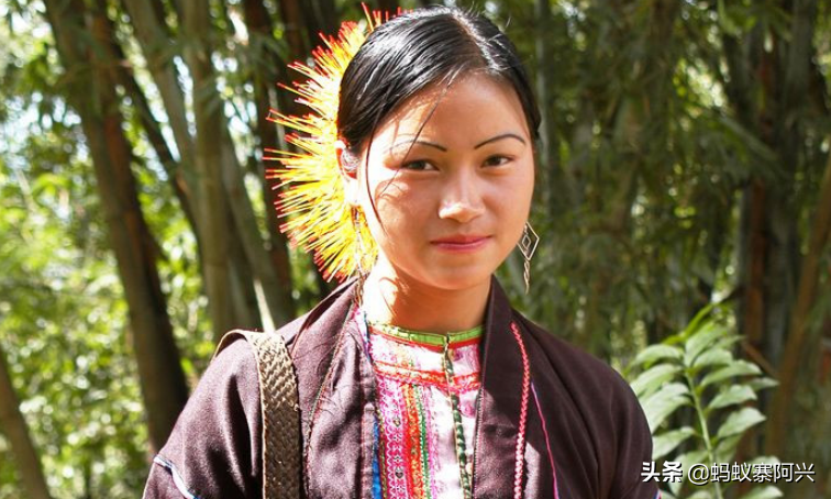 全国56个民族中，云南就有52个，其中这15个是云南特有的少数民族