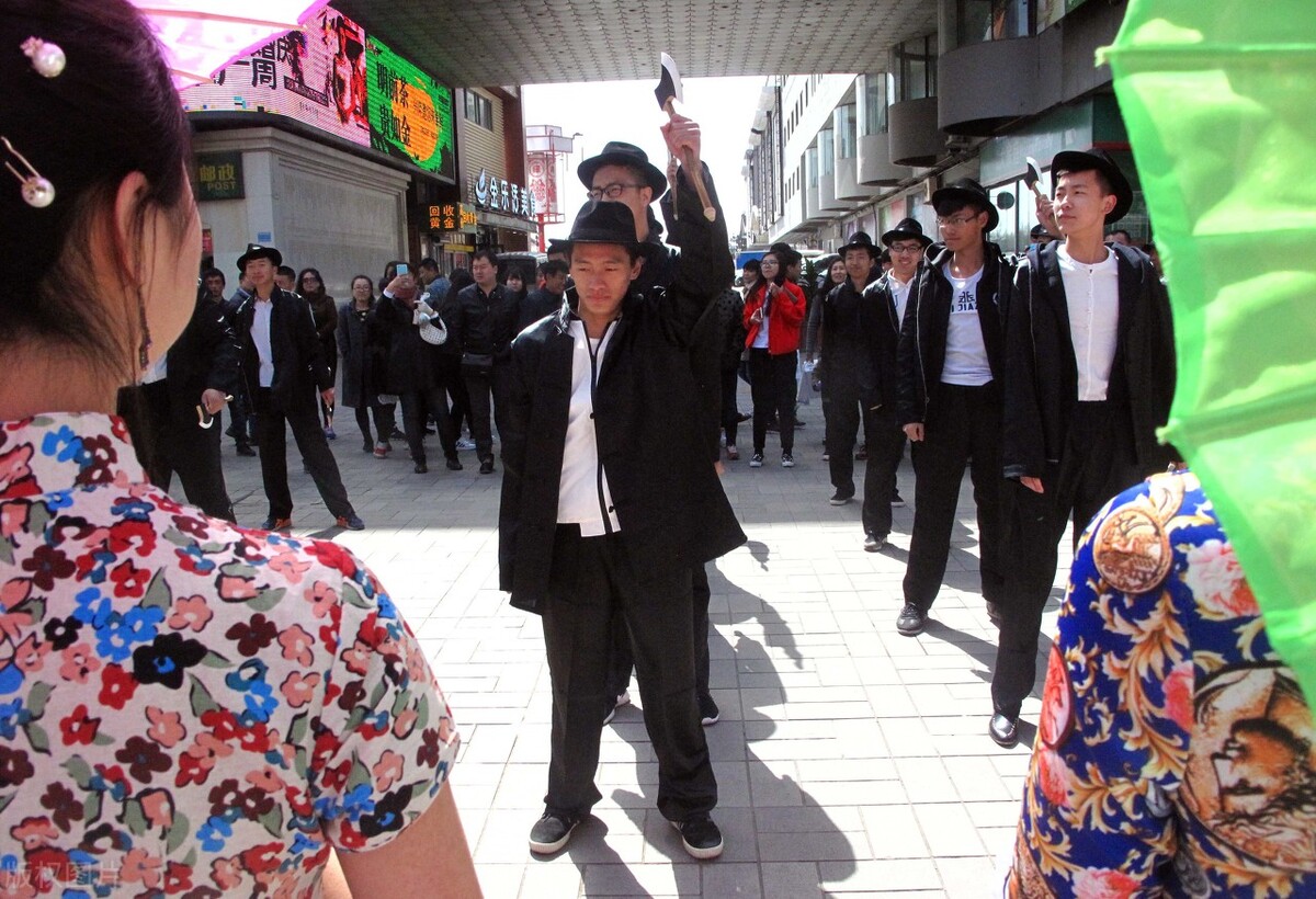 民国第一杀手王亚樵，与蒋介石站对立面，最后死于兄弟戴笠之手