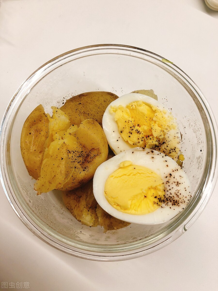 一日三餐减脂饮食，减肥的人照着吃，体重下降会很快