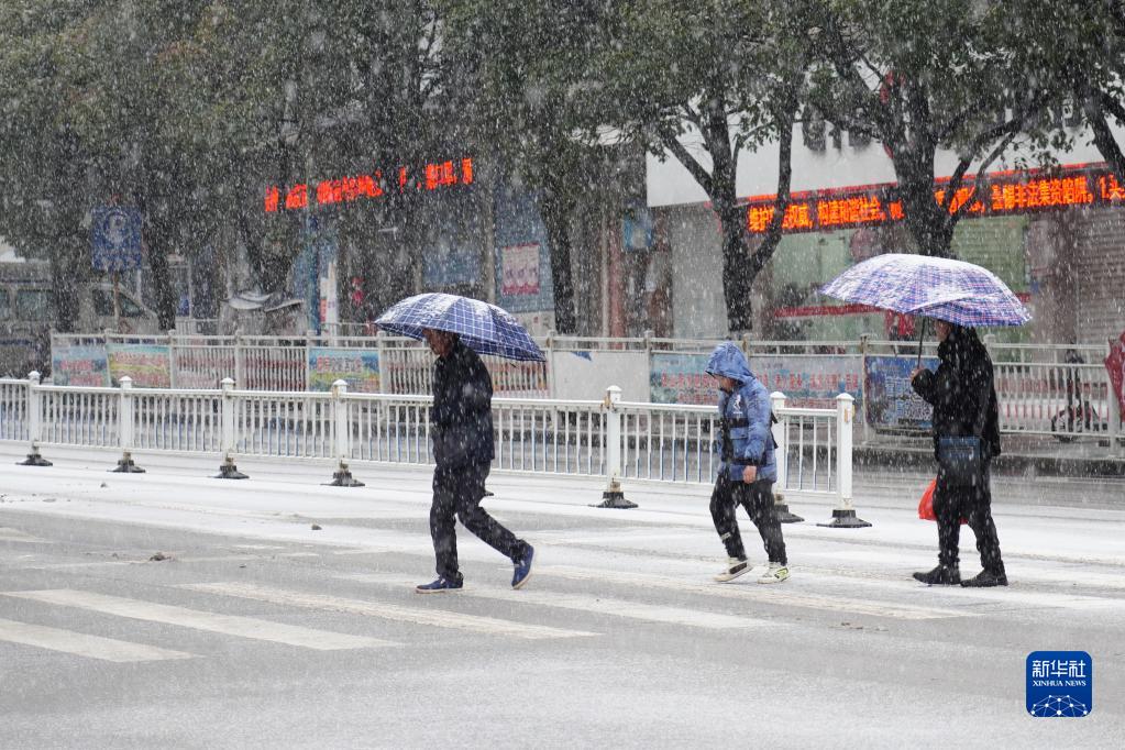 全国多地迎降雪