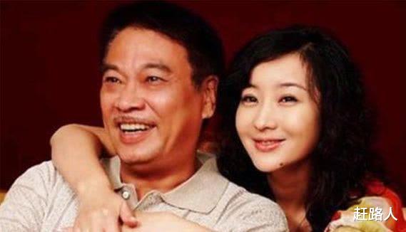 吴孟达现任妻子美照被曝出, 原来她是马来西亚大马小姐选美季军