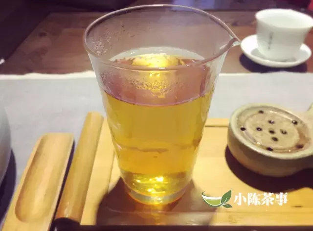 东方美人茶 | 国内唯一一款由英国女皇赐名的茶？