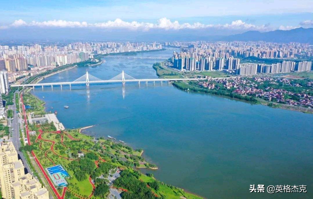 广东面积最大的地级市，比两个广州还要大，蕴藏丰富自然资源