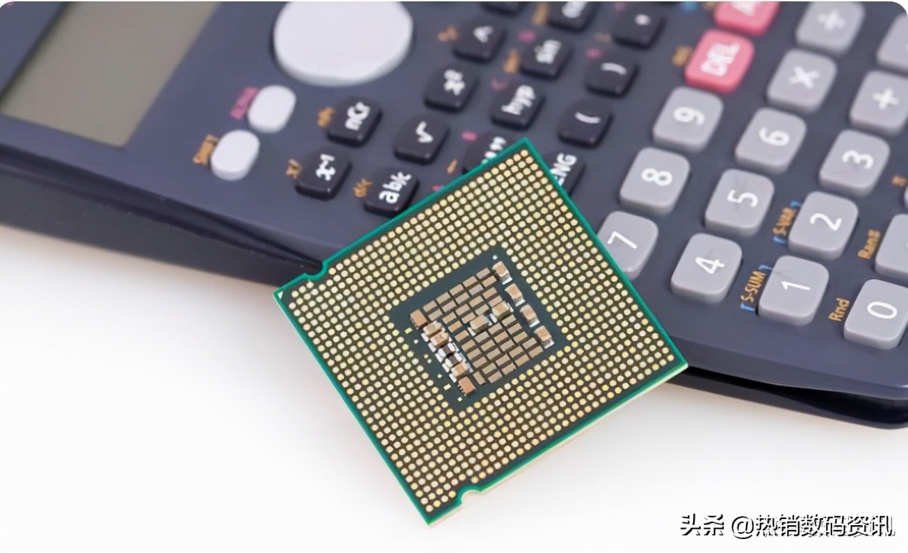 i7-12700H和R7-6800H相比较，选哪个好？差距大吗？详细解读