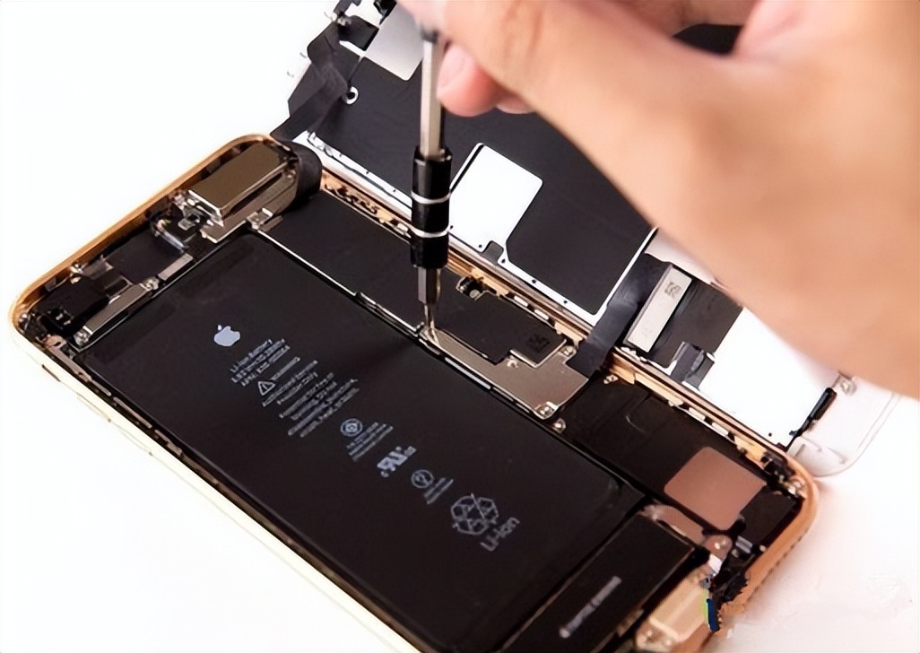 iPhone保修期内如何免费更换电池？