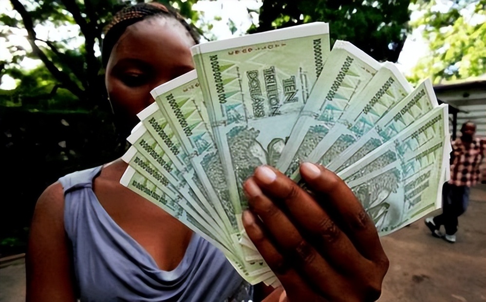 1元人民币能换86亿，津巴布韦曾如此繁荣，为何如今却民不聊生？