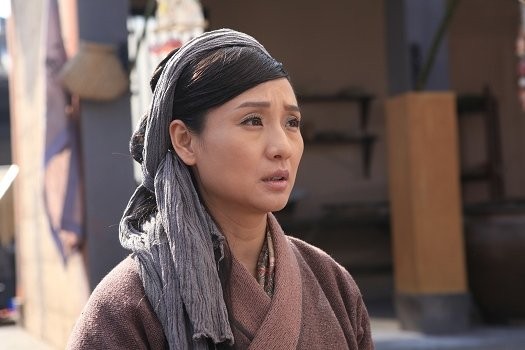 孔琳：王全安为蒋雯丽把她抛弃，7年恋人又把她抛弃，52岁还未婚