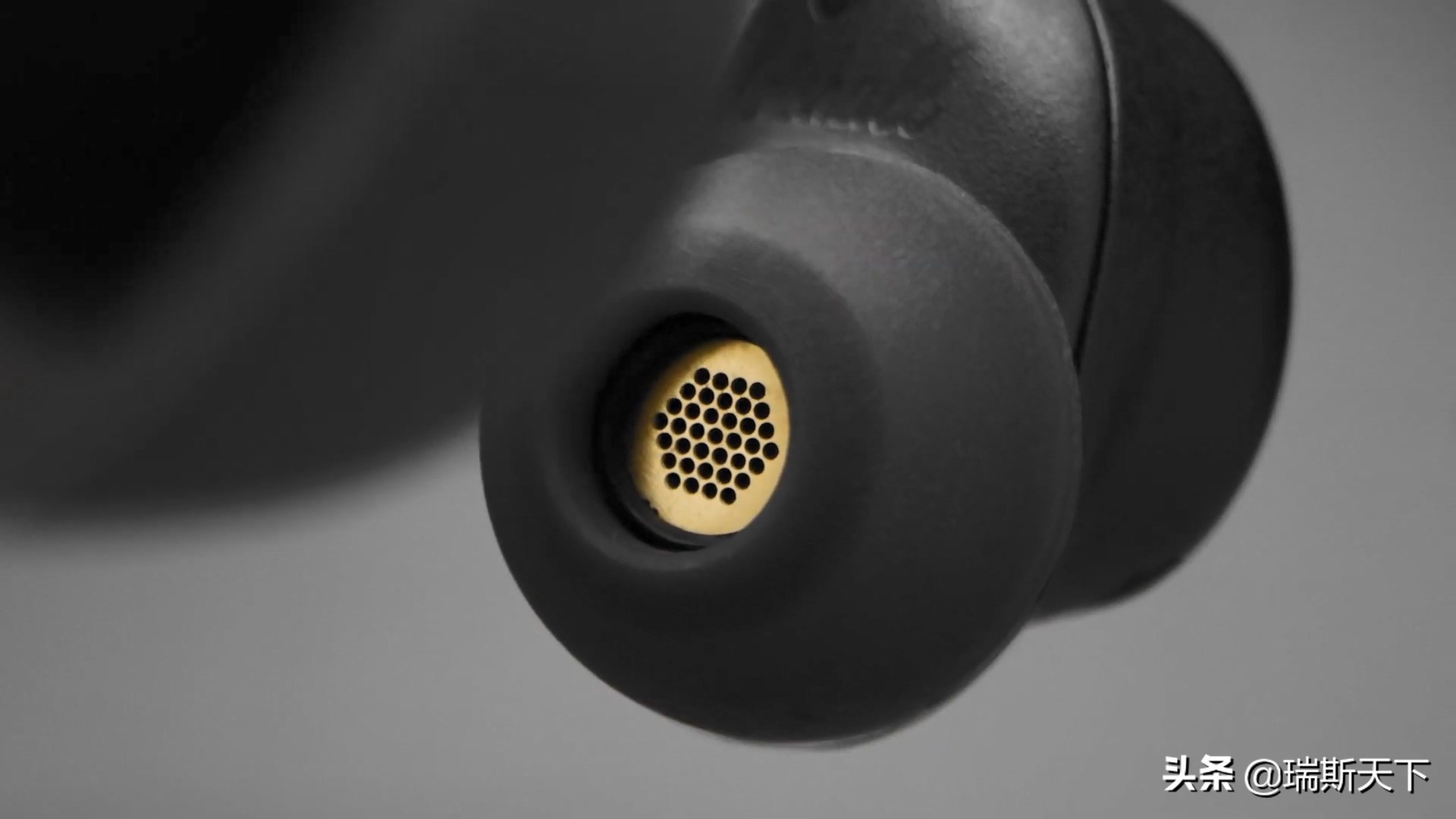新一代马勺无线耳机 从有线变无线 好看音质更好