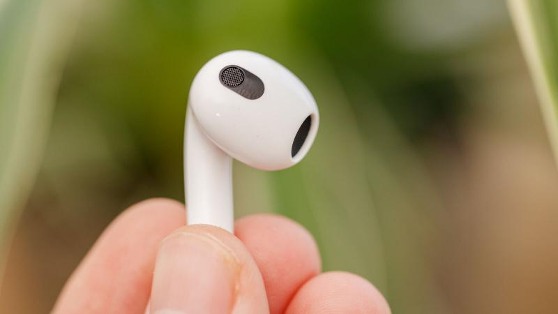 苹果耳机AirPods 3 与 AirPods 2对比：有什么区别，应该选择哪个