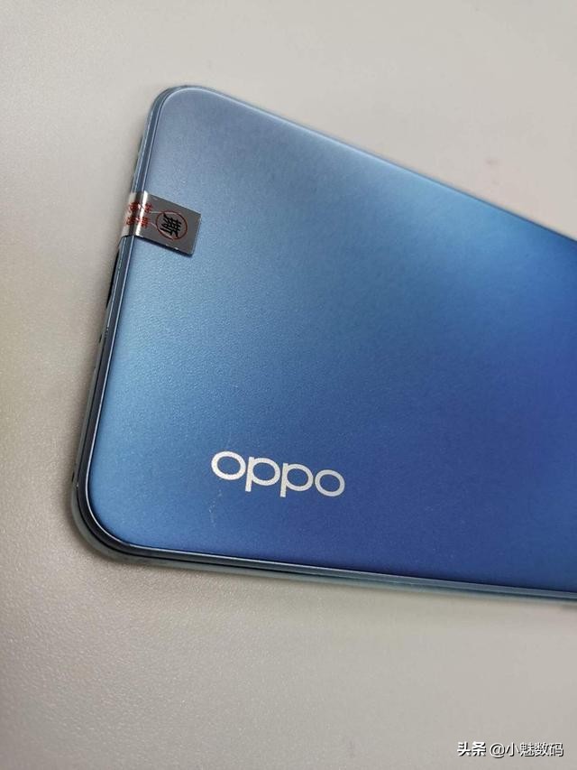 OPPO Reno4深度评测，高颜值机型，还有强大拍照功能