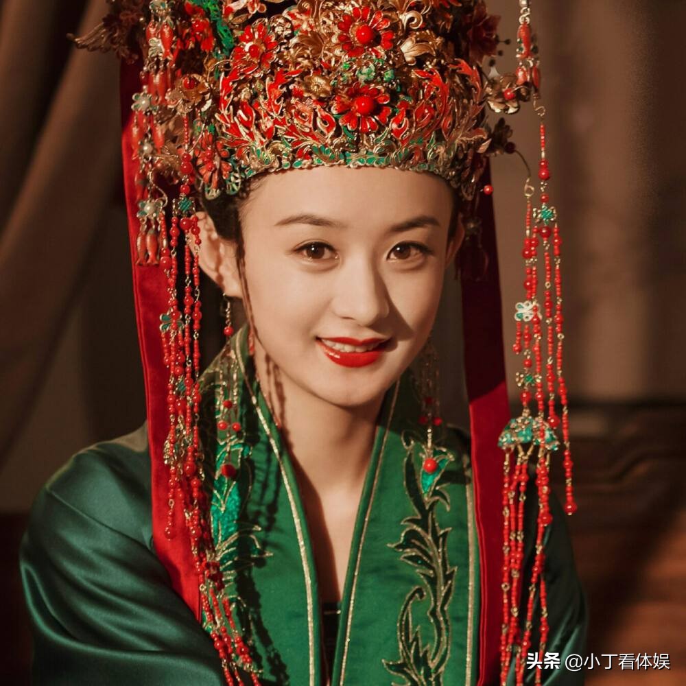 演员赵丽颖：从土妞逆袭成女神，离婚最对不起儿子，余生不靠男人