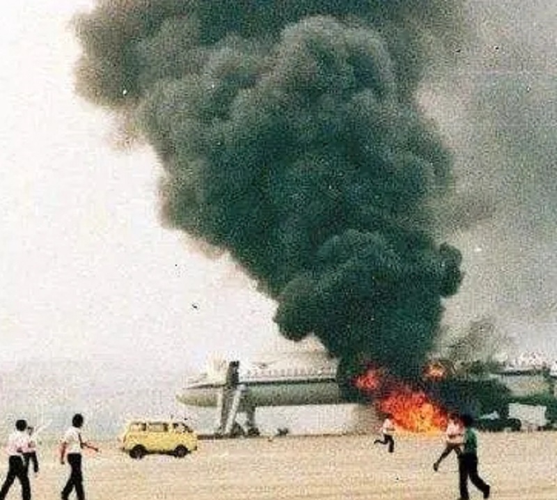 1997年南航空难，中国最惨痛的空难事件之一，黑匣子传来绝望嘶吼