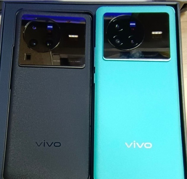 vivo X80手机正式发布：3款配色 外观惊艳
