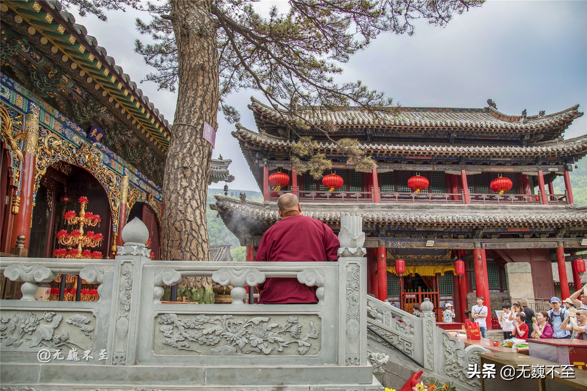 四大佛教名山之首的五台山，据说这座寺庙有求必应，香火最旺