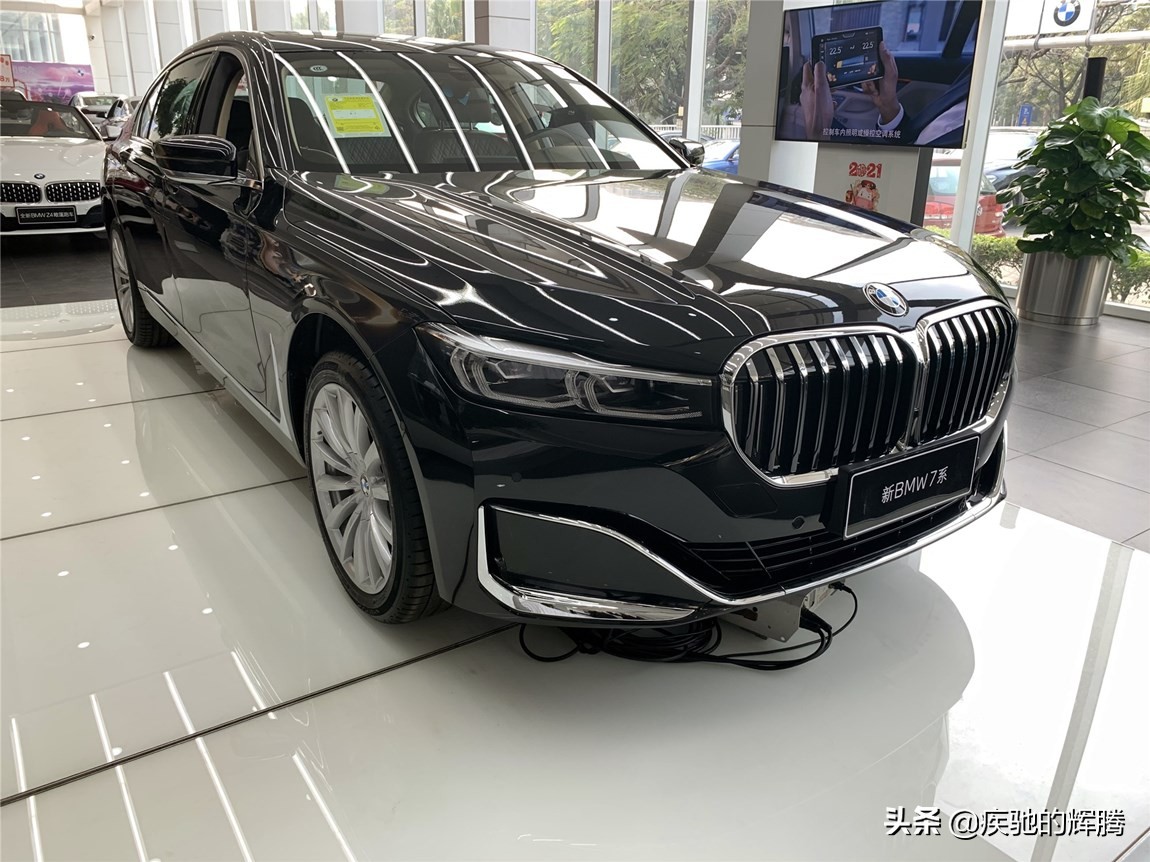 宝马730LI：2.0T+后驱最便宜7系轿车，落地约80万，你不心动么？