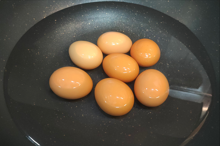 煮鸡蛋时，是热水下锅，还是冷水下锅？具体煮几分钟？涨知识了