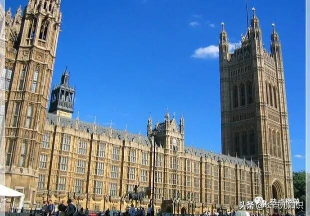英国著名建筑排行榜揭晓！白金汉宫排名首位